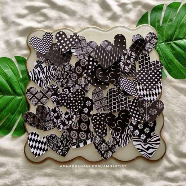 Black & White Pattern Hearts