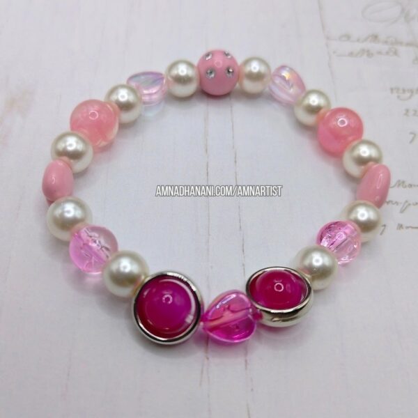 Heart of Pearls Bracelet